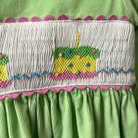 Marmelloto Light Green Smocked Birthday Dress- Corduroy Long Sleeve- Girls 6 - Picture 3 of 12